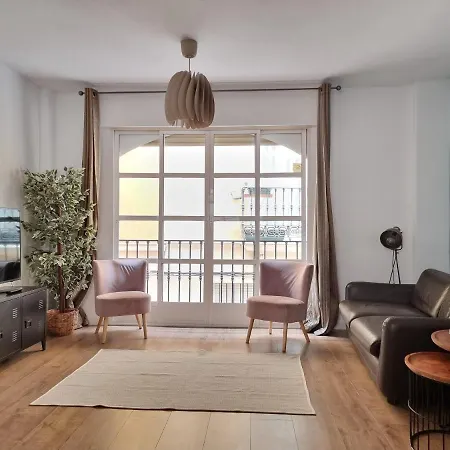 Apartment Historical Center Parking And Smart Tv Malaga