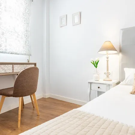 Historical Center Parking And Smart Tv Apartment Malaga